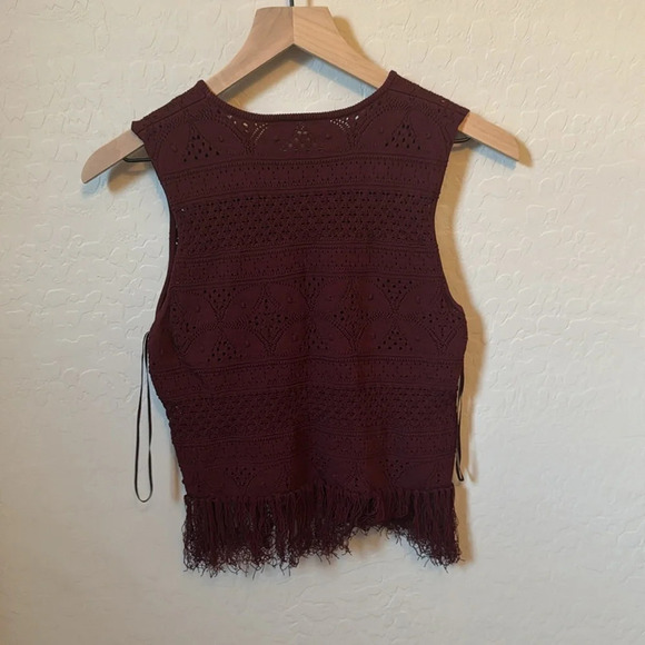 A.L.C. Cut Out Fringe Sleeveless Top Burgundy Size M - Picture 7 of 7